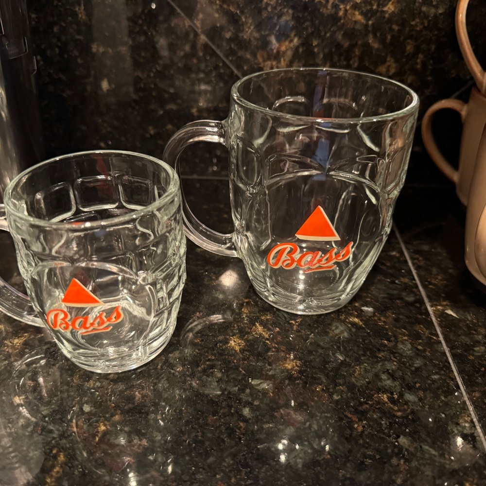 Bass Glass Mugs with Red Logo